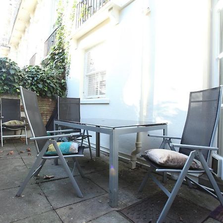 ロンドンWalk To Notting Hill /Paddington 1 B/R With Patioアパートメント エクステリア 写真